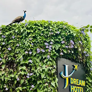 Airport J Dream Отель типа 