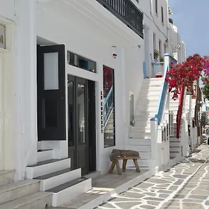 Karboni , Mykonos Town Greece
