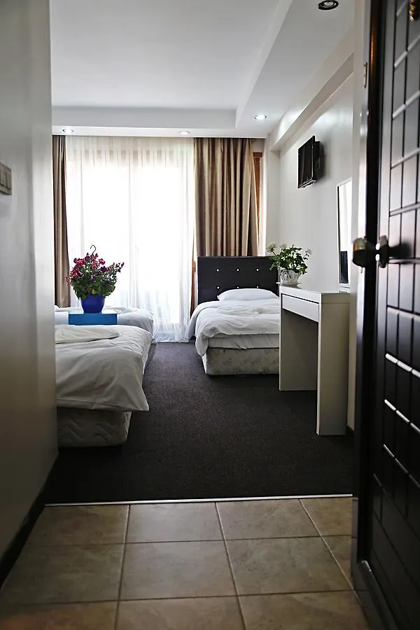Holiday Family Apart İstanbul 0*,