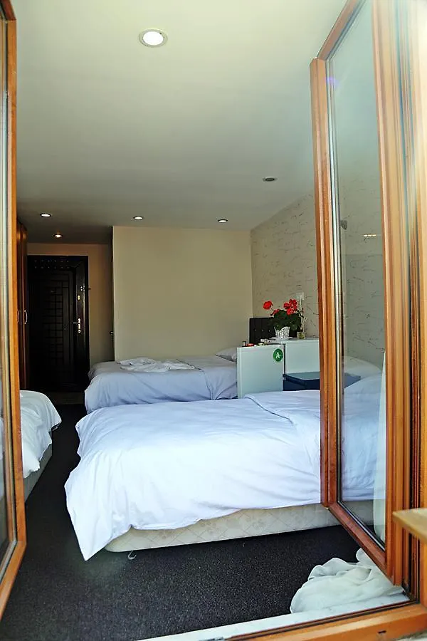 Apart Otel Holiday Family Apart İstanbul Türkiye