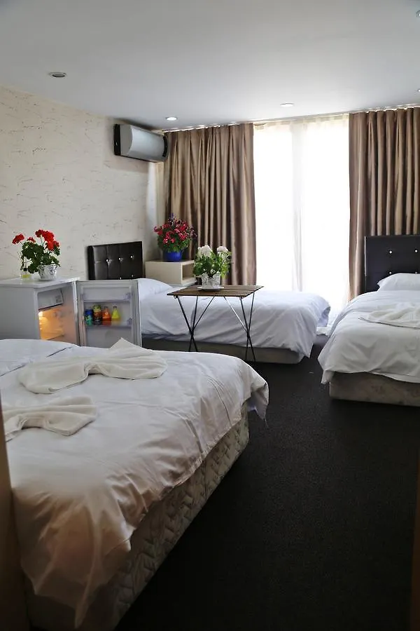 Holiday Family Apart İstanbul